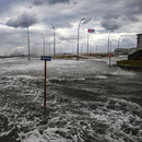Frente frío golpea Cuba: el Malecón habanero queda bajo el agua por fuerte oleaje