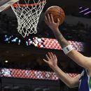 Doncic vuelve y firma 53 puntos en victoria de Mavericks