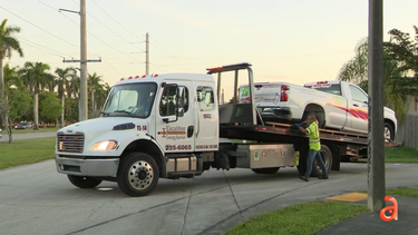 abandonan camion de u-haul con correspondencia y paquetes robados