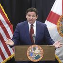 El gobernador de Florida Ron DeSantis en conferencia de prensa en Lake Buena Vista, Florida, el 22 de febrero del 2024. (Joe Burbank/Orlando Sentinel via AP)