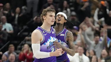 Markkanen anota 38 puntos e impulsa al Jazz sobre Suns