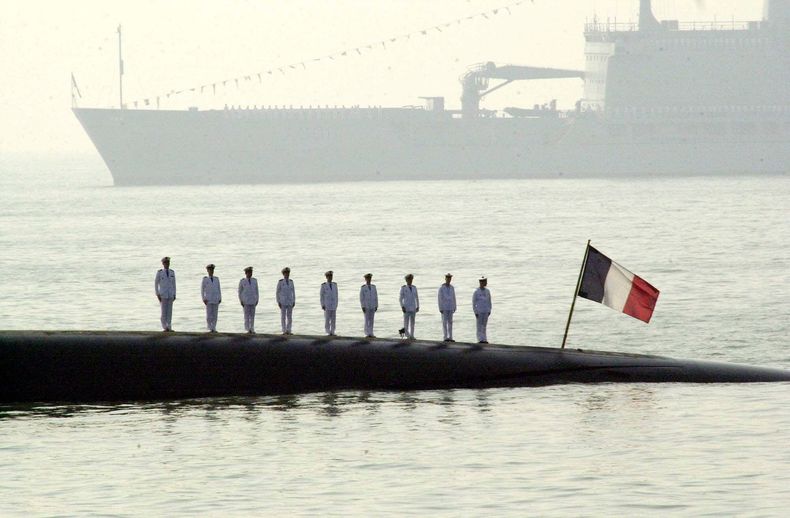 EUR-GEN_FRANCIA-SUBMARINO-INCENDIO-0.jpg