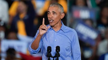 ARCHIVO – El expresidente de Estados Unidos, Barack Obama, habla en un evento de campaña, el 24 de octubre de 2024, en Clarkston, Georgia. (AP Foto/Mike Stewart, Archivo)