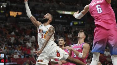 Con 28 puntos de Lowry, Heat supera por 113-105 a Wizards