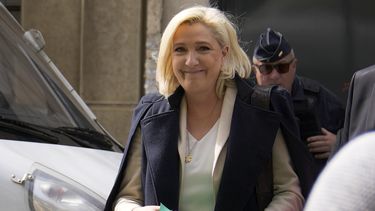 Ven posible victoria de Le Pen en Francia como amenaza a UE