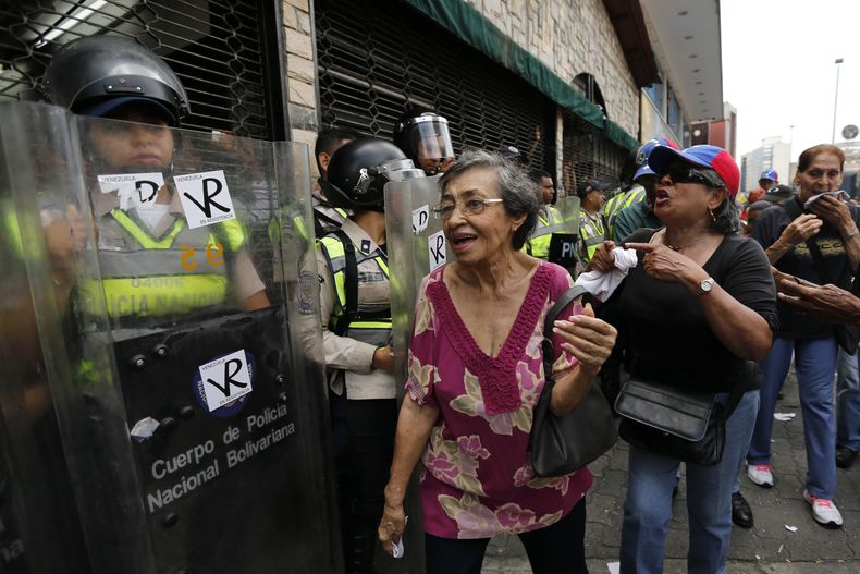 AMS-GEN_VENEZUELA-CRISIS_POLITICA-3.jpg