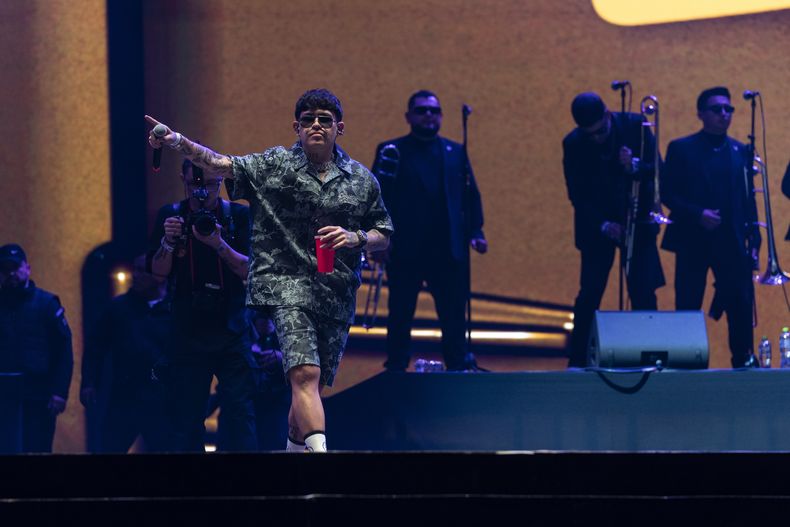 El cantante mexicano Junior H durante su concierto en el festival Arre en la Ciudad de México el domingo 8 de septiembre de 2024. (Foto AP/Felix Marquez)