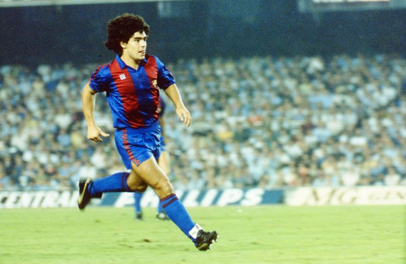 56-Maradona.jpg