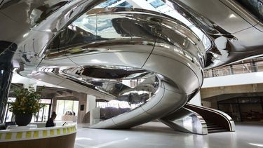 Vista del interior del Museo de la Migracion Fénix en Róterdam, Holanda, el 14 de mayo de 2025. (AP Foto/Peter Dejong)