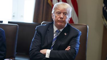 AP: Trump quiere depender menos de personal de Casa Blanca