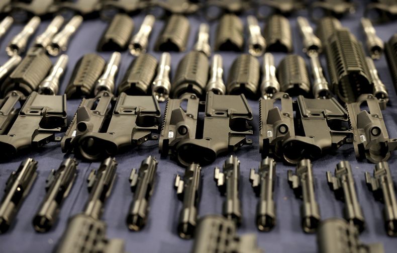AMN-GEN_MIAMI-LATINOAMERICA-ARMAS-1.jpg
