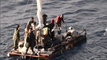 crucero de carnival rescata a 16 cubanos en el golfo de mexico