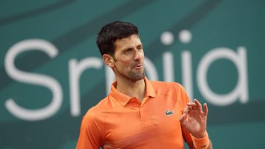djokovic gana con dificultad en serbia