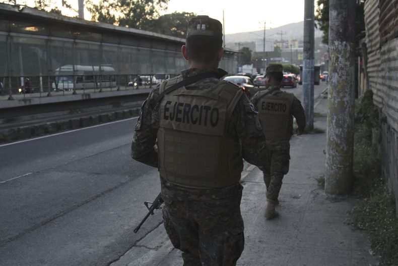 AMC-GEN EL SALVADOR-GUATEMALA PANDILLERO