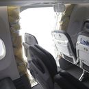 El avión Boeing 737-9 MAX de Alaska Airlines en que un panel se soltó en pleno vuelo. Foto tomada el 7 de enero de 2024, en Portland, Oregon, proveida por la Junta Nacional de Seguridad en el Transporte de EEUU.
