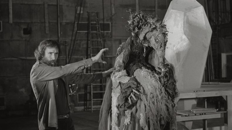 Esta imagen proporcionada por Disney+ muestra a Jim Henson en una escena del documental Jim Henson: Idea Man. (Disney+ vía AP)