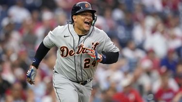 mlb: ¡mas historia! miguel cabrera da hit e iguala a alex rodriguez