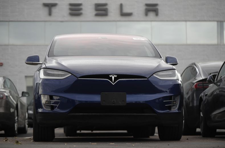 EUR-ECO_TESLA-ALEMANIA-0.jpg