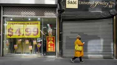 EEUU creció 4,3% anual en los últimos tres meses de 2020