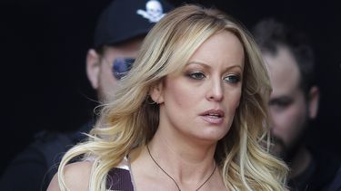 Trump llama a actriz porno Stormy Daniels “cara de caballo