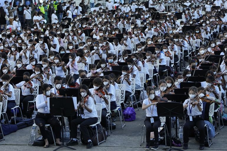 Venezuela buscan récord de la orquesta más grande del mundo