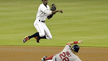 Realmuto remolca 6 en paliza de Marlins sobre Medias Rojas