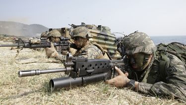 Medida de Trump en Corea podría debilitar defensas de EEUU