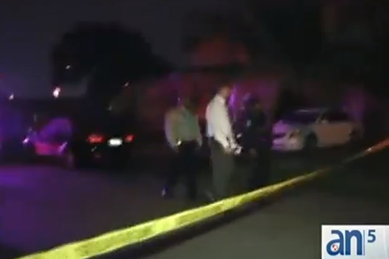 Esta madrugada hubo disparos dentro de un complejo de apartamentos en Lauderhill, en Broward, la policía encontró un cadáver dentro en uno de los apartamentos.