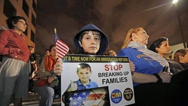 Medidas de inmigración generan emociones encontradas en Miami