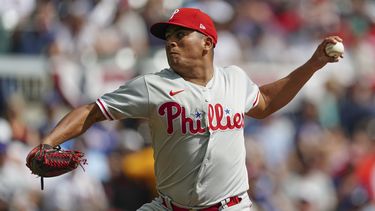 Filis resisten en el 9no, vencen 7-6 a Bravos