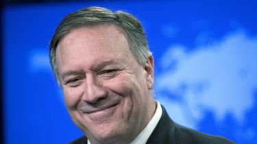 Buscan whisky de $6.000 dólares obsequiado a Pompeo