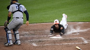 Orioles ganan 1-0 a Rays con sencillo productor de Rutschman