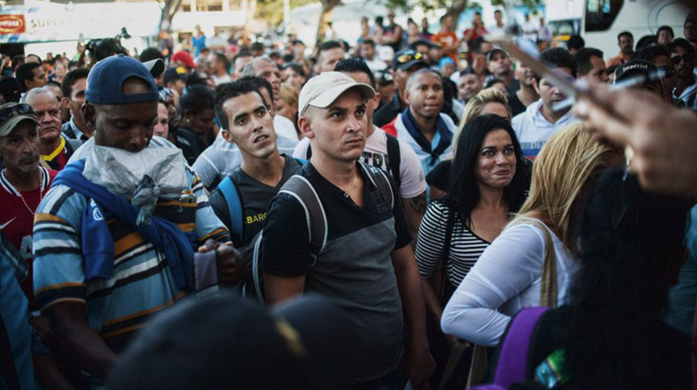 Continúa el éxodo masivo de cubanos hacia EEUU: en marzo entraron por la frontera más de 35 mil