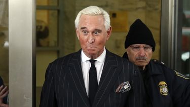 Jueza ordena que Roger Stone comparezca en la corte