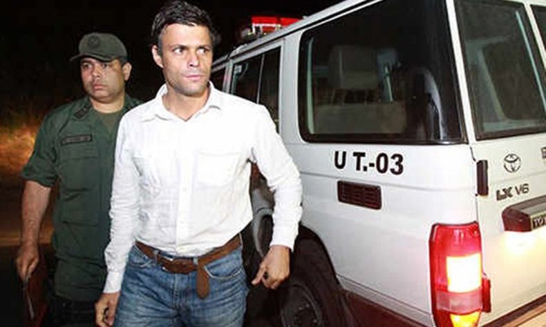 Arranca la audiencia del coordinador nacional de Voluntad Popular, en la misma comparecerán cuatro expertos del Ministerio Público para rendir declaraciones sobre la labor de peritaje realizada a la sede del organismo.Confirma Juan Carlos Gutiérrez