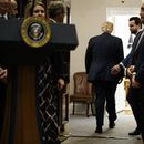 Estrategia de Trump ante investigaciones: criticar, distraer