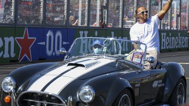 Lewis Hamilton y Serena parte de otro consorcio por Chelsea