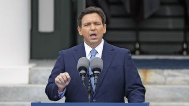 legisladores de florida sesionan sobre disney y migrantes