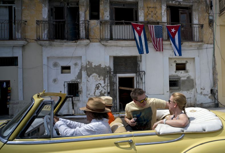 CAR-GEN_2016-CUBA_FUTURO-1.jpg