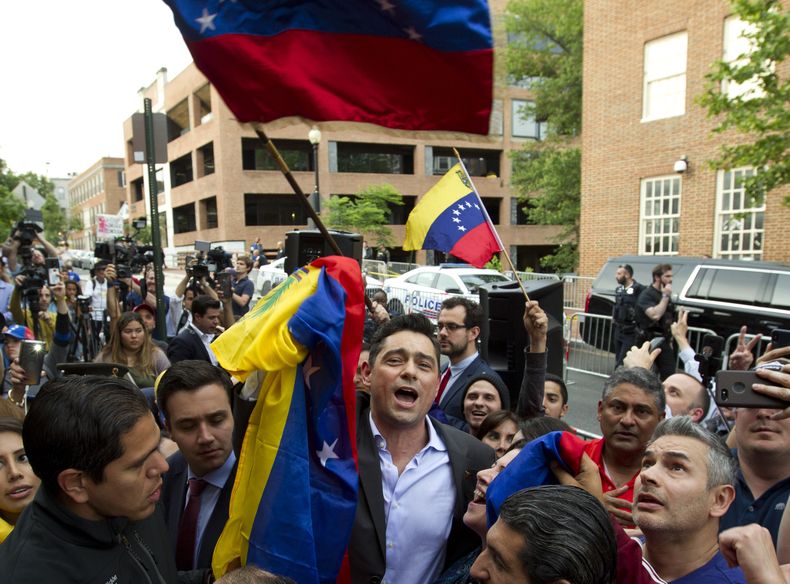 AMN-GEN_EEUU-VENEZUELA-EMBAJADA-0.jpg