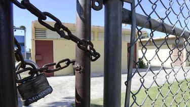 el senado cuestionara a eliezer ramos pares sobre un contrato para reconstruir escuelas