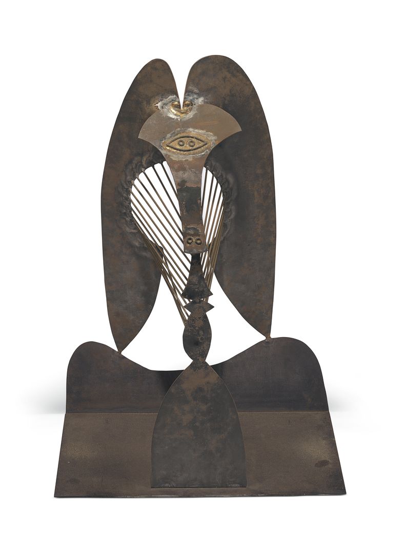 Modelo de la famosa escultura "Tete" de Pablo Picasso, que sac&oacute; a subasta la casa Christies en Nueva York, el lunes 4 de noviembre de 2013. La pieza que utiliz&oacute; Picasso para la escultura real no alcanz&oacute; el precio m&iacute;n