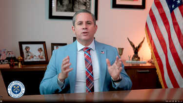 empresas de miami-dade que comercien con el regimen cubano enfrentaran sanciones, advierte recaudador de impuestos