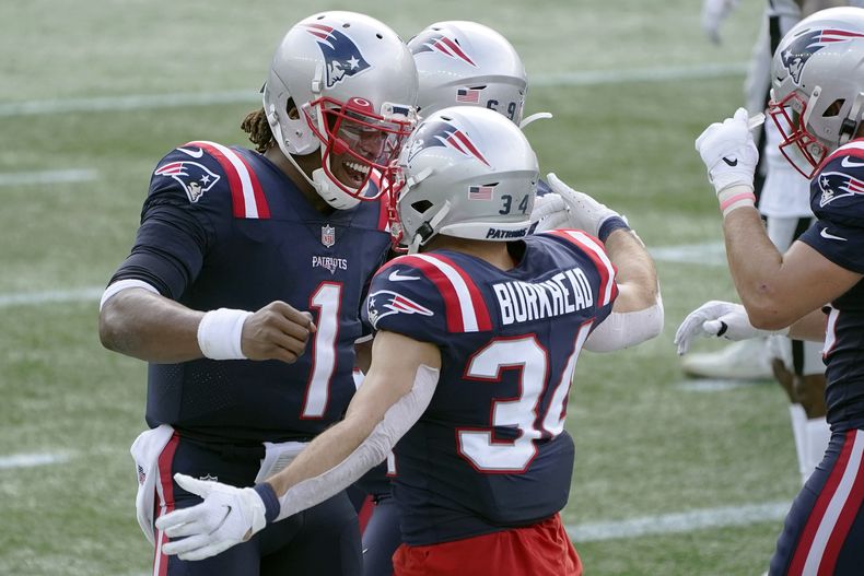 DEP-NFL_RAIDERS-PATRIOTS-0.jpg