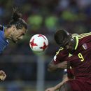 Mundial: Uruguay  a un paso al empatar 0-0 con Venezuela