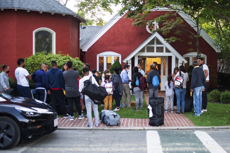 AMN-INM FLORIDA-MARTHAS VINEYARD-INMIGRANTES