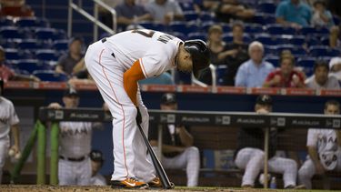stanton se queda en 59 jonrones en derrota de marlins