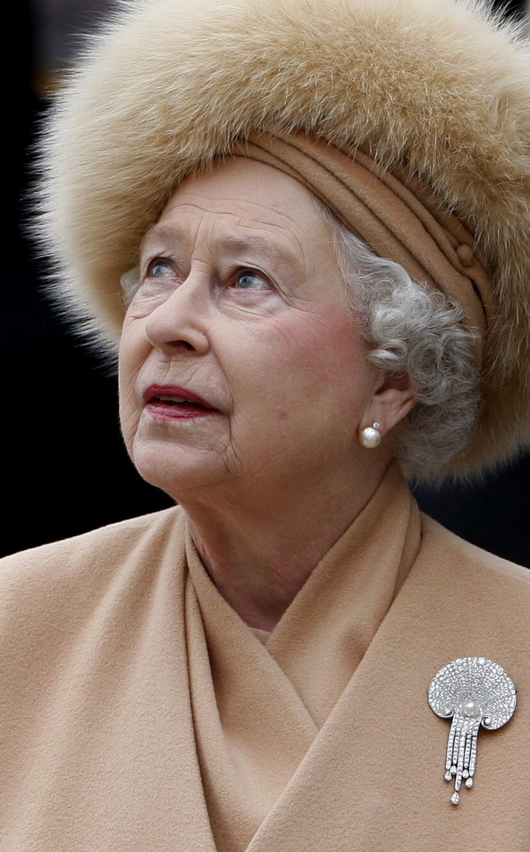 Un vistazo al inconfundible estilo de la reina Isabel II