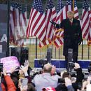 Juez rechaza desechar demandas contra Trump por 6 de enero