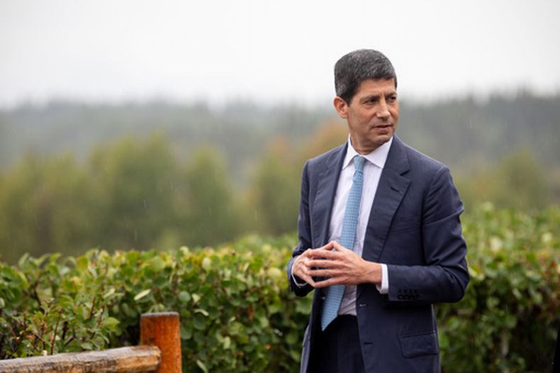 El presidente de la Reserva Federal Kevin Warsh en Moran, Wyoming, el 28 de agosto del 2026. (AP foto/Amber Baesler)